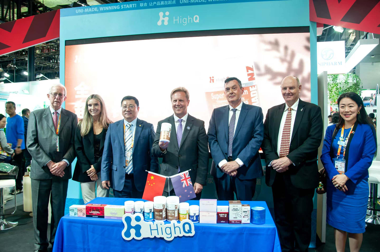 HighQ Showcases Patented Active Calcium Innovation at CIIE 2025, Leading a New Era of High-Absorption Calcium Nutrition